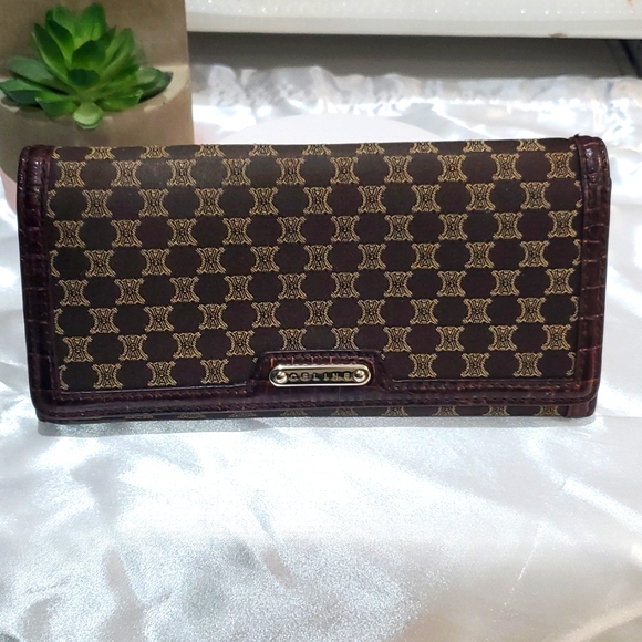 🇮🇹Celine Canvas/Crocodile Leather Long Wallet 🤎🤎🤎 - Picture 1 of 16